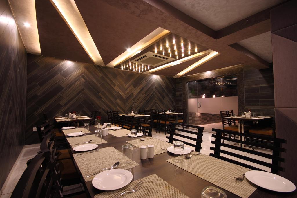 Hotel Bait Inn Ahmedabad Luaran gambar