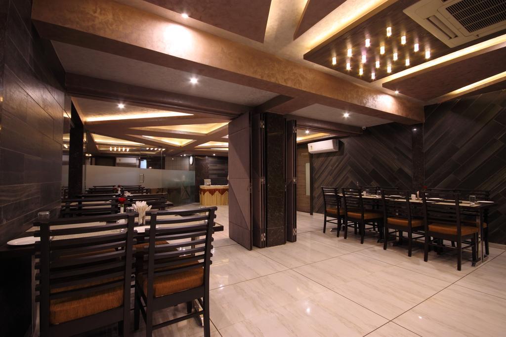 Hotel Bait Inn Ahmedabad Luaran gambar