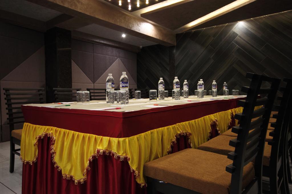 Hotel Bait Inn Ahmedabad Luaran gambar