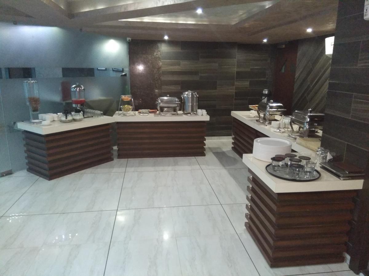 Hotel Bait Inn Ahmedabad Luaran gambar